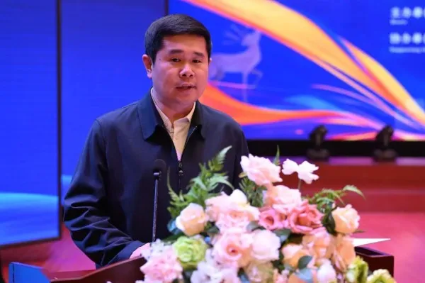 Выступление Ли Юна, заместителя мэра Народного правительства округа Шуаньян